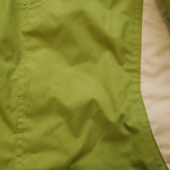 Green WindBreaker - Picture 2 of 3